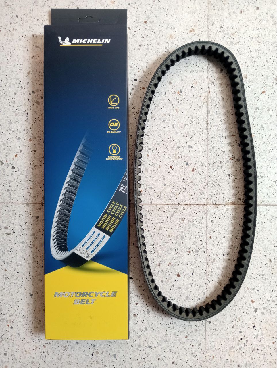 كرواة  ميشلان  818*19.7*28